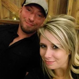 Meet your Posher, Devin